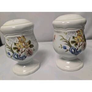 Vintage Mikasa Heritage Imari Bouquet Footed Salt & Pepper Shakers